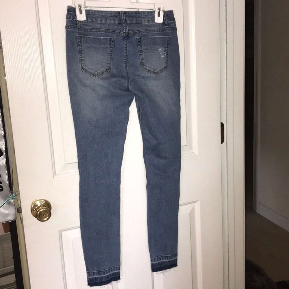 Jeans - Picture 2 of 4